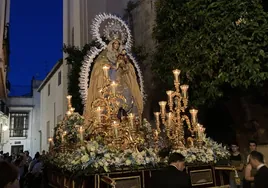 (En vídeo) La Virgen de los Ángeles, el rosario del mes de María por las calles de Córdoba