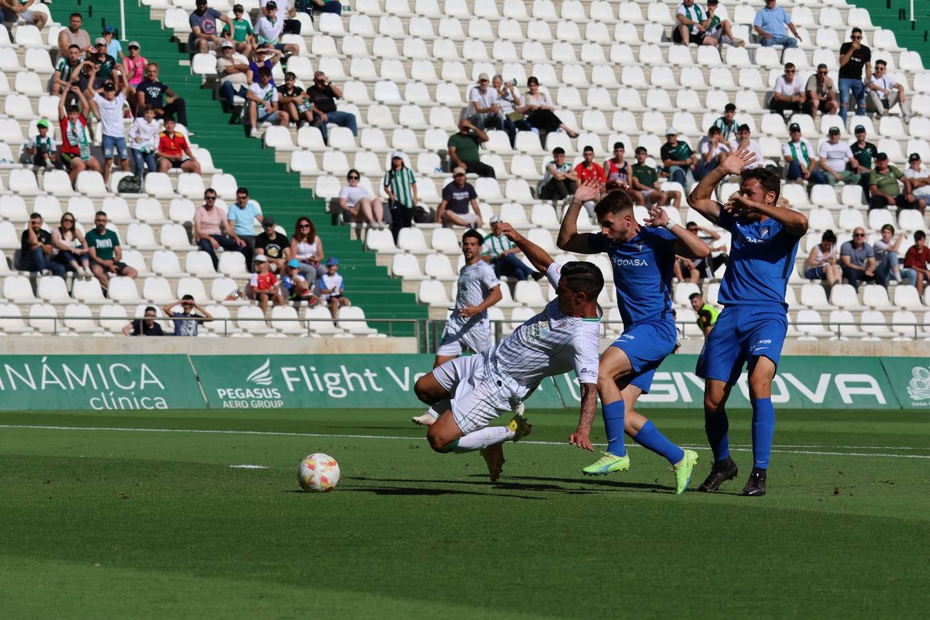 El empate del Córdoba CF ante el San Fernando, en imágenes