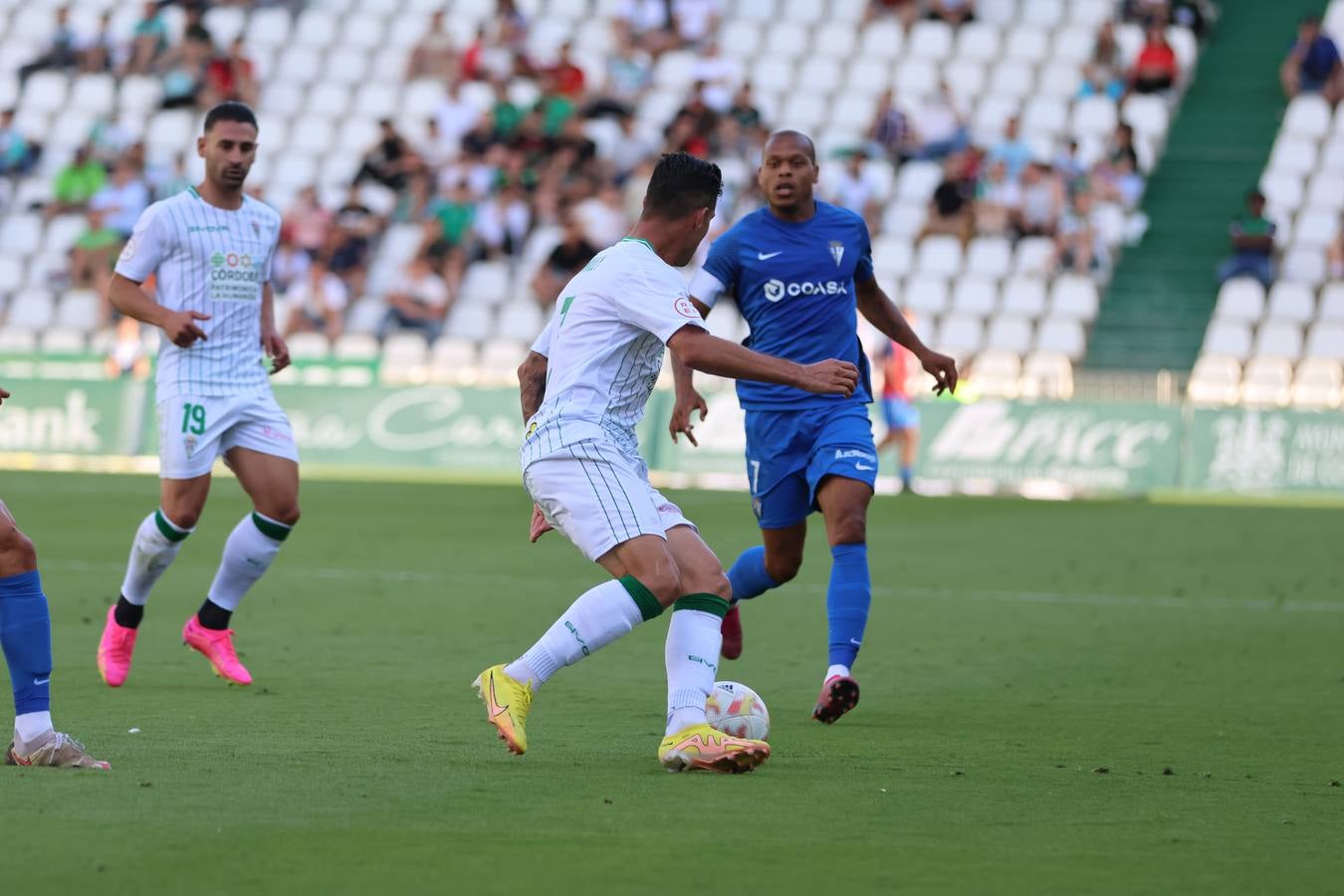El empate del Córdoba CF ante el San Fernando, en imágenes