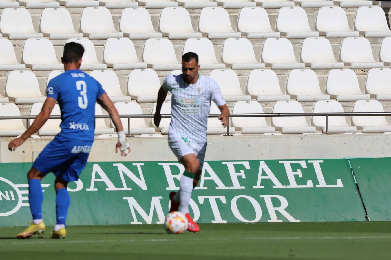 El empate del Córdoba CF ante el San Fernando, en imágenes