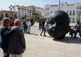 Antonio López y sus 'Cabezas gigantes' se instalan en Tomelloso