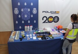 Desmantelan un punto de venta de drogas de diseño para practicar 'chemsex' en Valencia