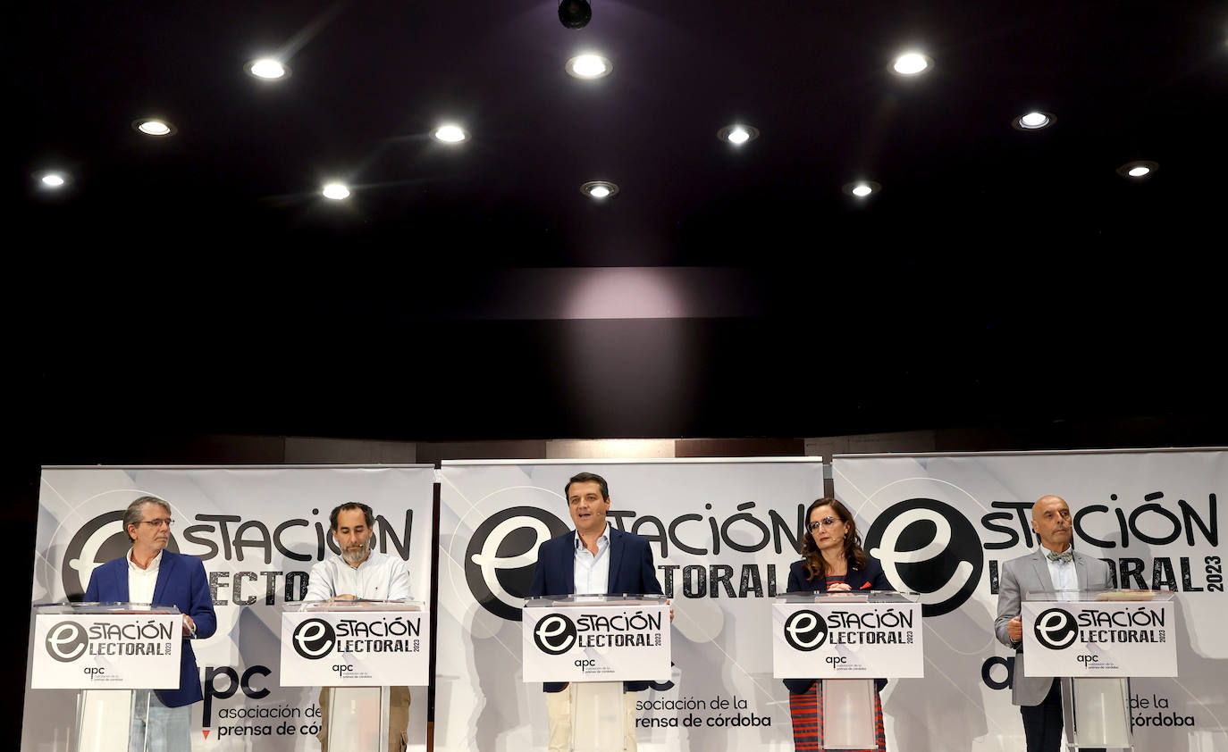 El primer debate electoral de los candidatos a la Alcaldía de Córdoba, en imágenes