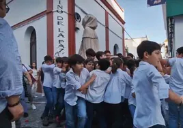 El vídeo de unos niños jugando a las tradiciones del Rocío se hace viral