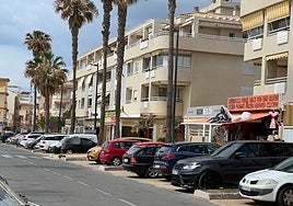 Seis horas buscando al asesino de Torremolinos: «Miraron en las hamacas y hasta debajo de los toldos»