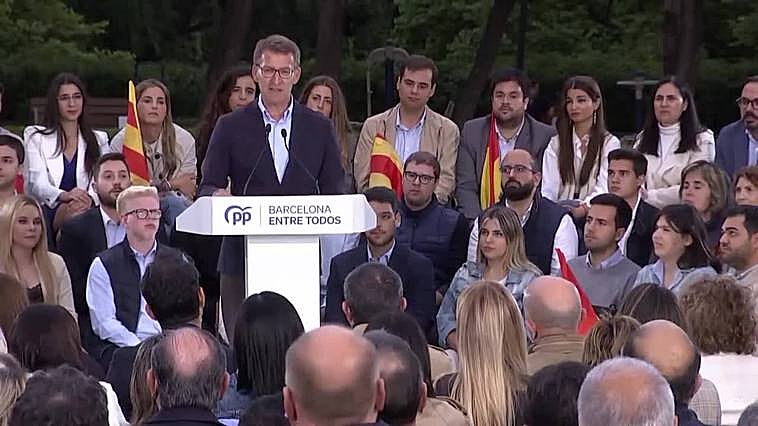 Feijóo apela al voto útil al PP en Barcelona para ser llave del Gobierno