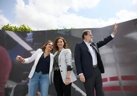 Rajoy, en campaña con Ayuso: «Los chisgarabises y zascandiles que circulan, no voy a decir por dónde, no van a conseguir nada»