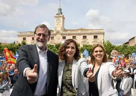 Rajoy, cómodo entre soportales