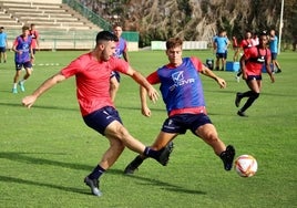 Los jugadores del Córdoba CF empiezan a hacer la maleta para el próximo curso