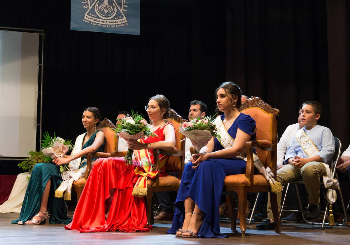 Coronan a la Reina y Damas en honor a la Virgen de los Remedios de Sonseca