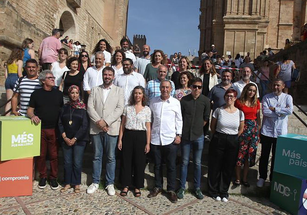 El presidente y fundador de Coalición por Melilla, Mustafa Aberchan, posa después de una jornada para la ampliación de la alianza de Más País, Compromís, Més Per Mallorca y la Chunta, a 21 de octubre de 2022, en Palma de Mallorca