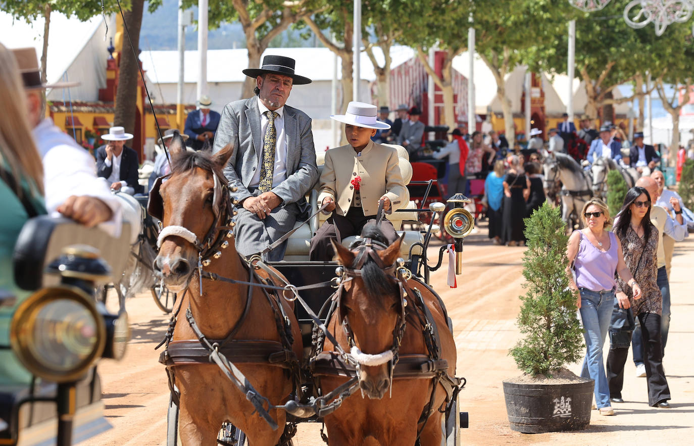 Feria Córdoba 2023 | El esplendor del ambiente del miércoles, en imágenes