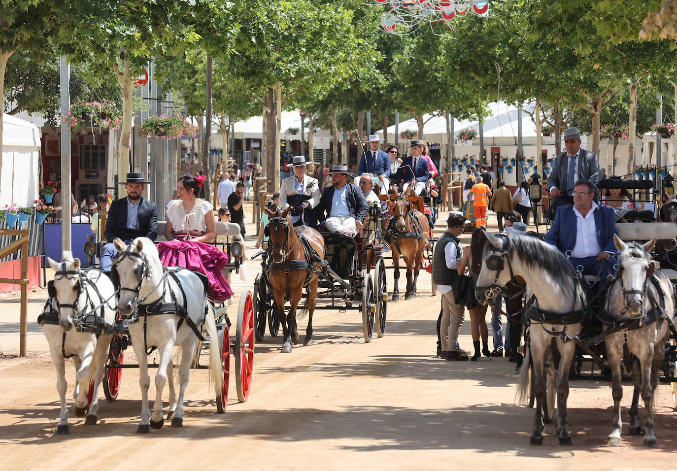 Feria Córdoba 2023 | El esplendor del ambiente del miércoles, en imágenes