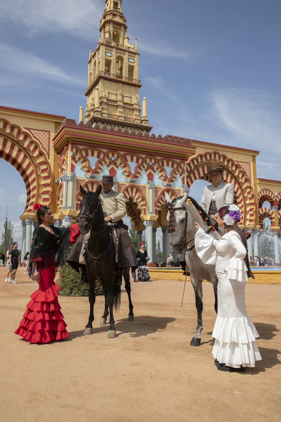 Feria de Córdoba 2023 | El festivo ambiente del viernes, en imágenes