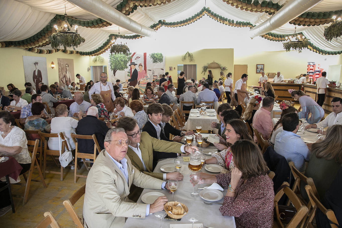 Feria de Córdoba 2023 | El festivo ambiente del viernes, en imágenes