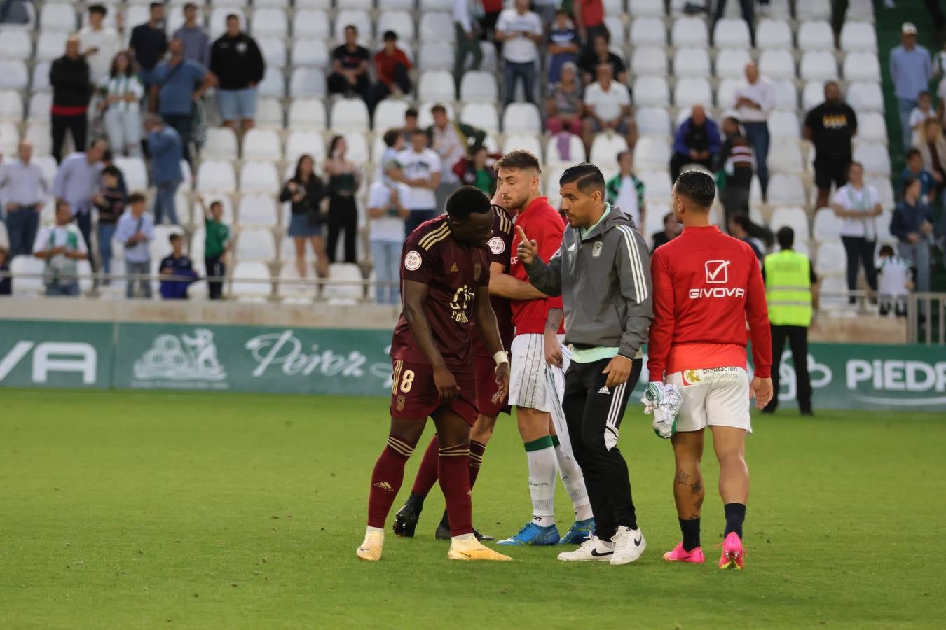 La victoria del Córdoba CF ante el Badajoz (3-1), en imágenes