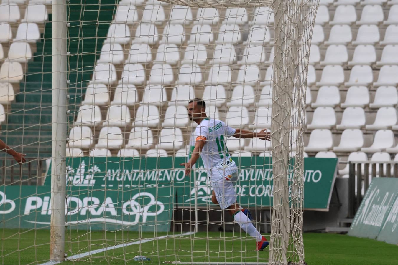 La victoria del Córdoba CF ante el Badajoz (3-1), en imágenes
