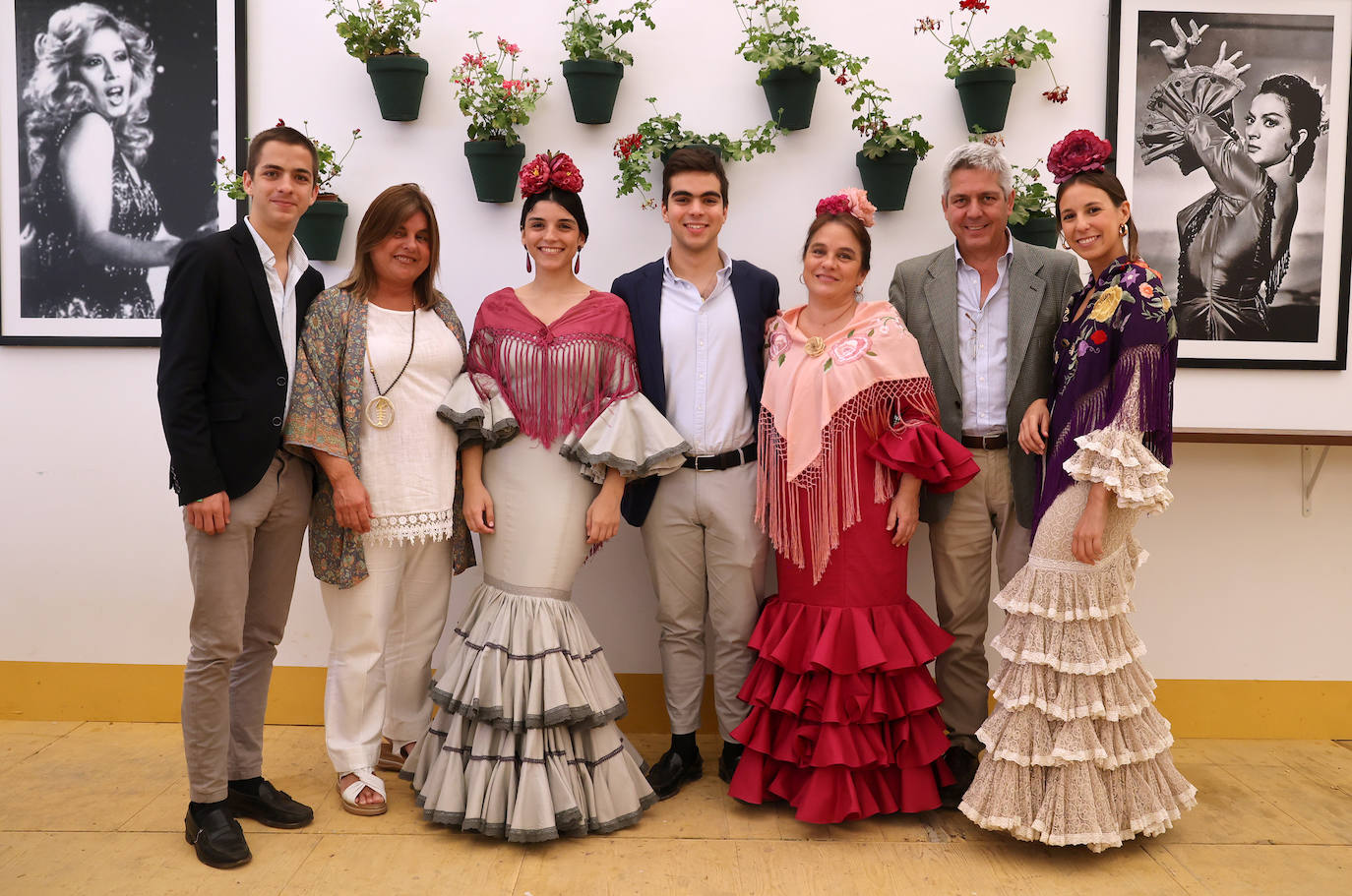 Feria de Córdoba 2023| El ambiente de despedida de las casetas el sábado, en imágenes