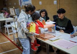 Elecciones: ¿Cuánto tiempo tengo para ir a votar si trabajo y qué justificante necesito?