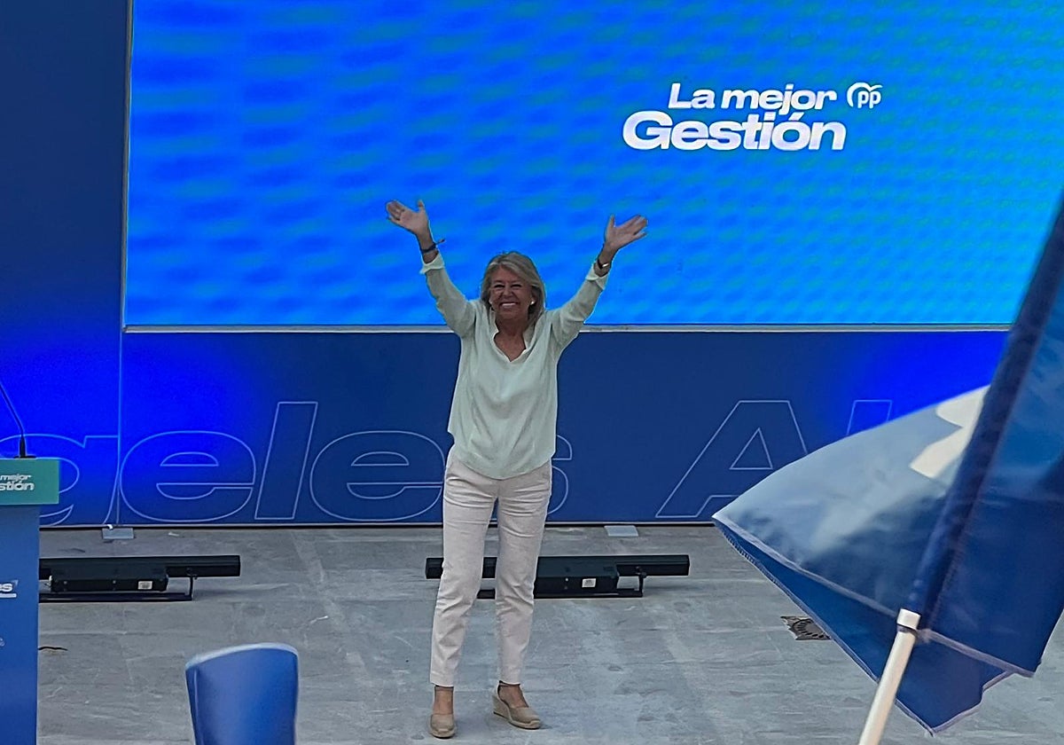 Ángeles Muñoz durante su mitin de campaña