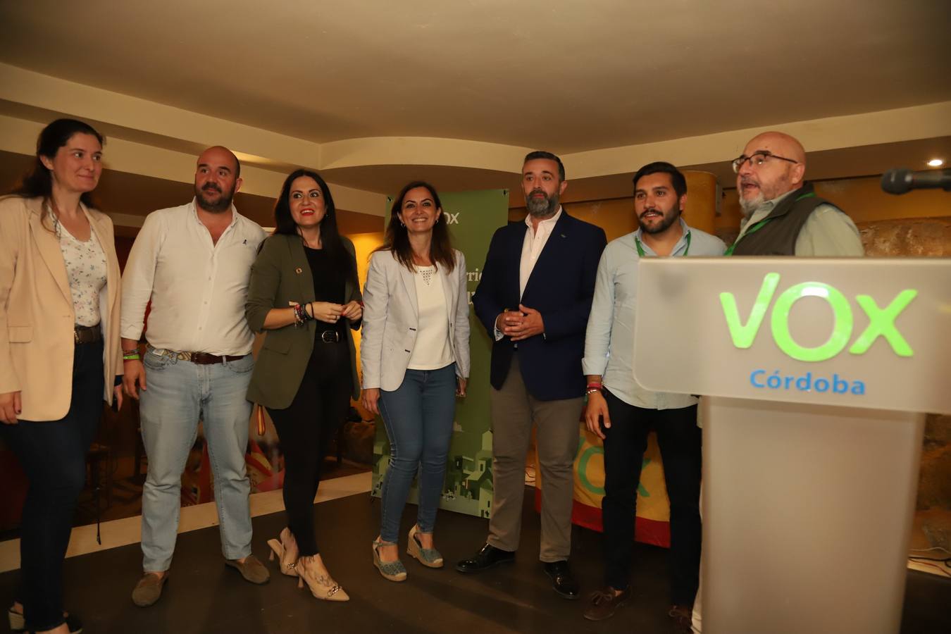 El ambiente en la sede de Vox de Córdoba, en imágenes