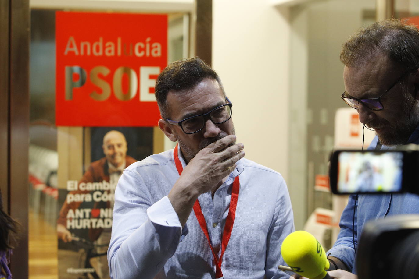 El ambiente en la sede del PSOE de Córdoba, en imágenes