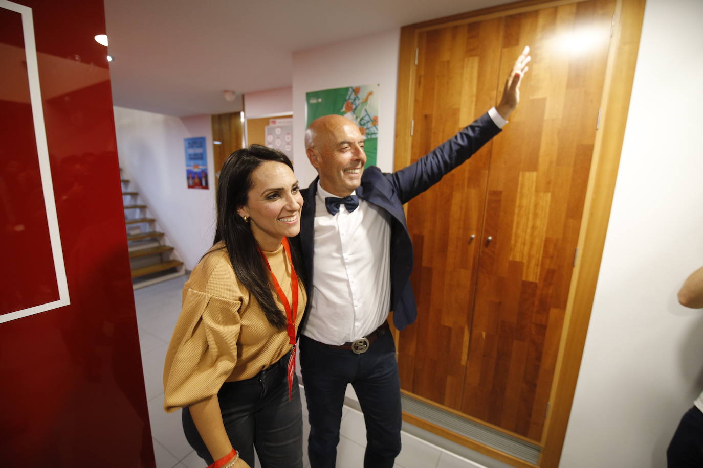 El ambiente en la sede del PSOE de Córdoba, en imágenes