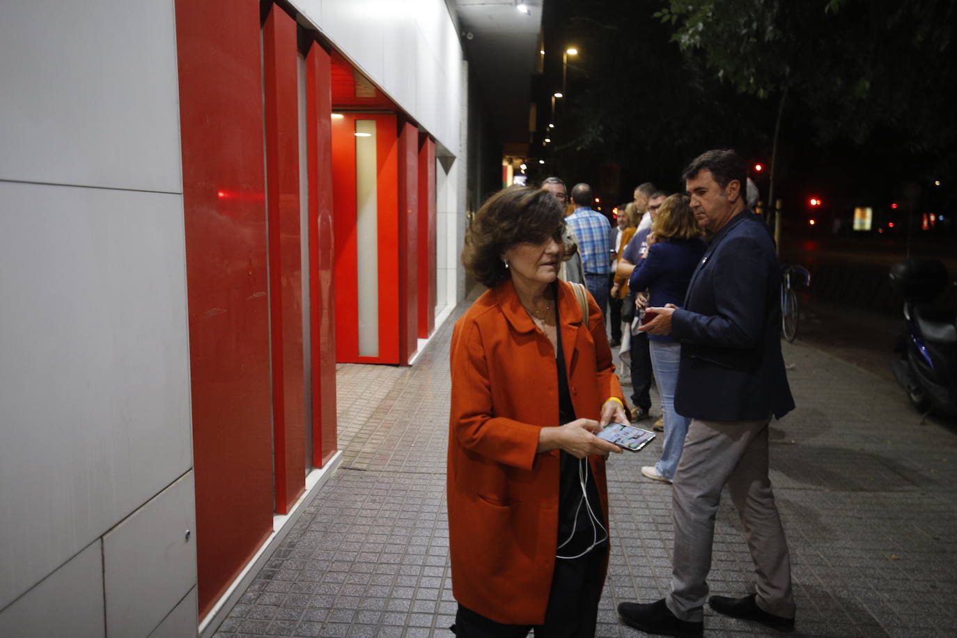 El ambiente en la sede del PSOE de Córdoba, en imágenes