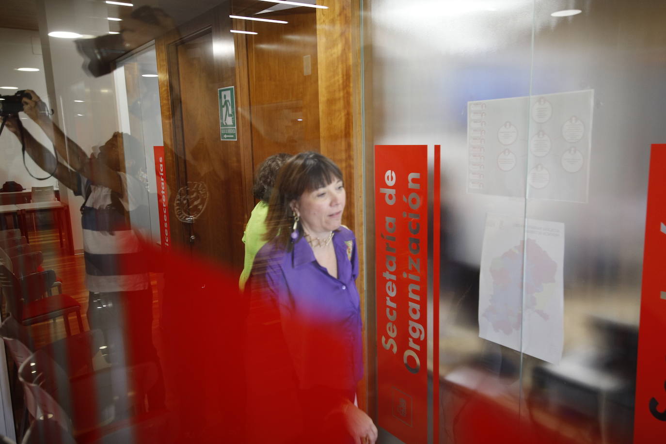 El ambiente en la sede del PSOE de Córdoba, en imágenes