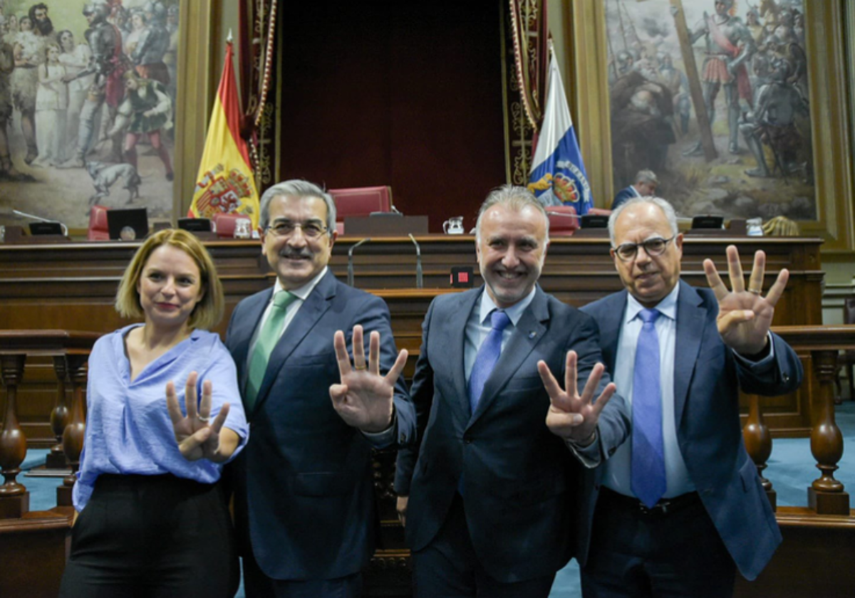 Los portavoces de las cuatro fuerzas de Gobierno celebran la aprobación de los presupuestos 2023