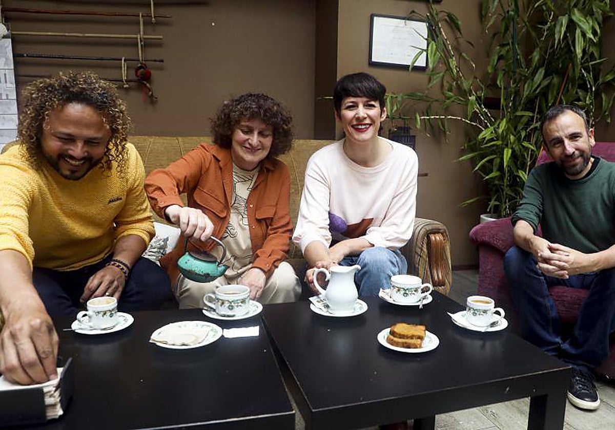 Goretti Sanmartín y Ana Pontón (BNG), el pasasdo sábado, día de reflexión, en Santiago de Compostela