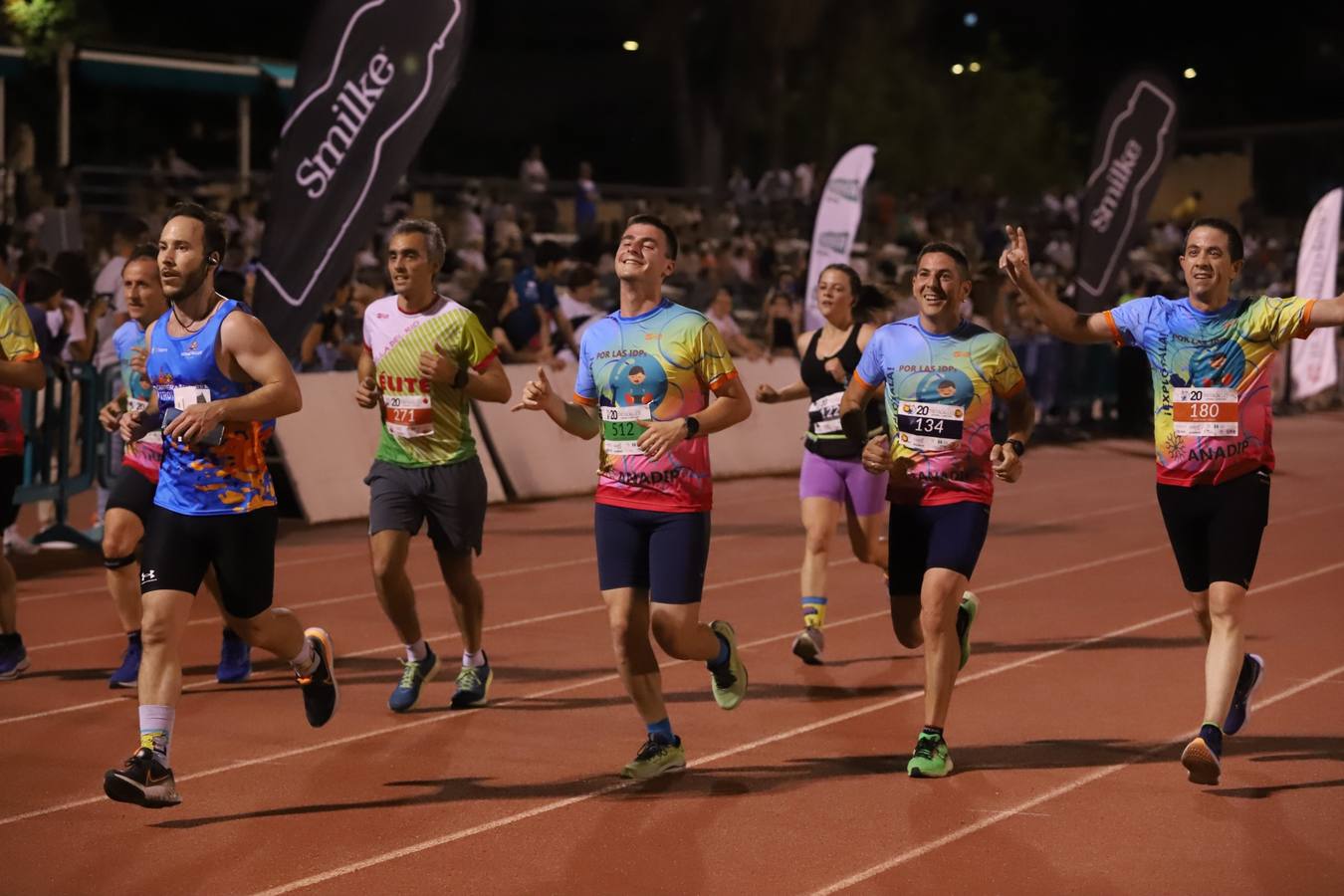 Las mejores imágenes y resultados de la Nocturna Trotacalles de Córdoba 2023