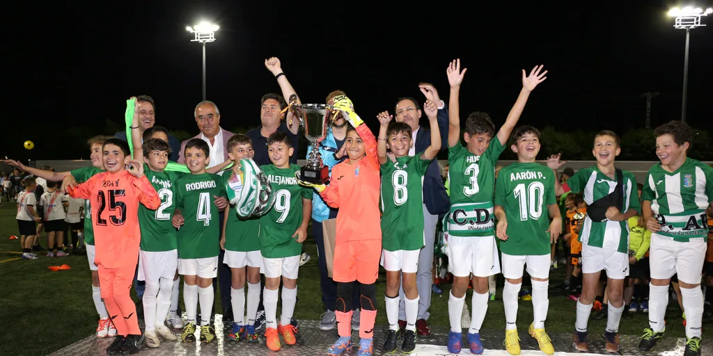 Ayuntamiento De Argés 'A' Gana El XXV Campeonato De Fútbol Benjamín