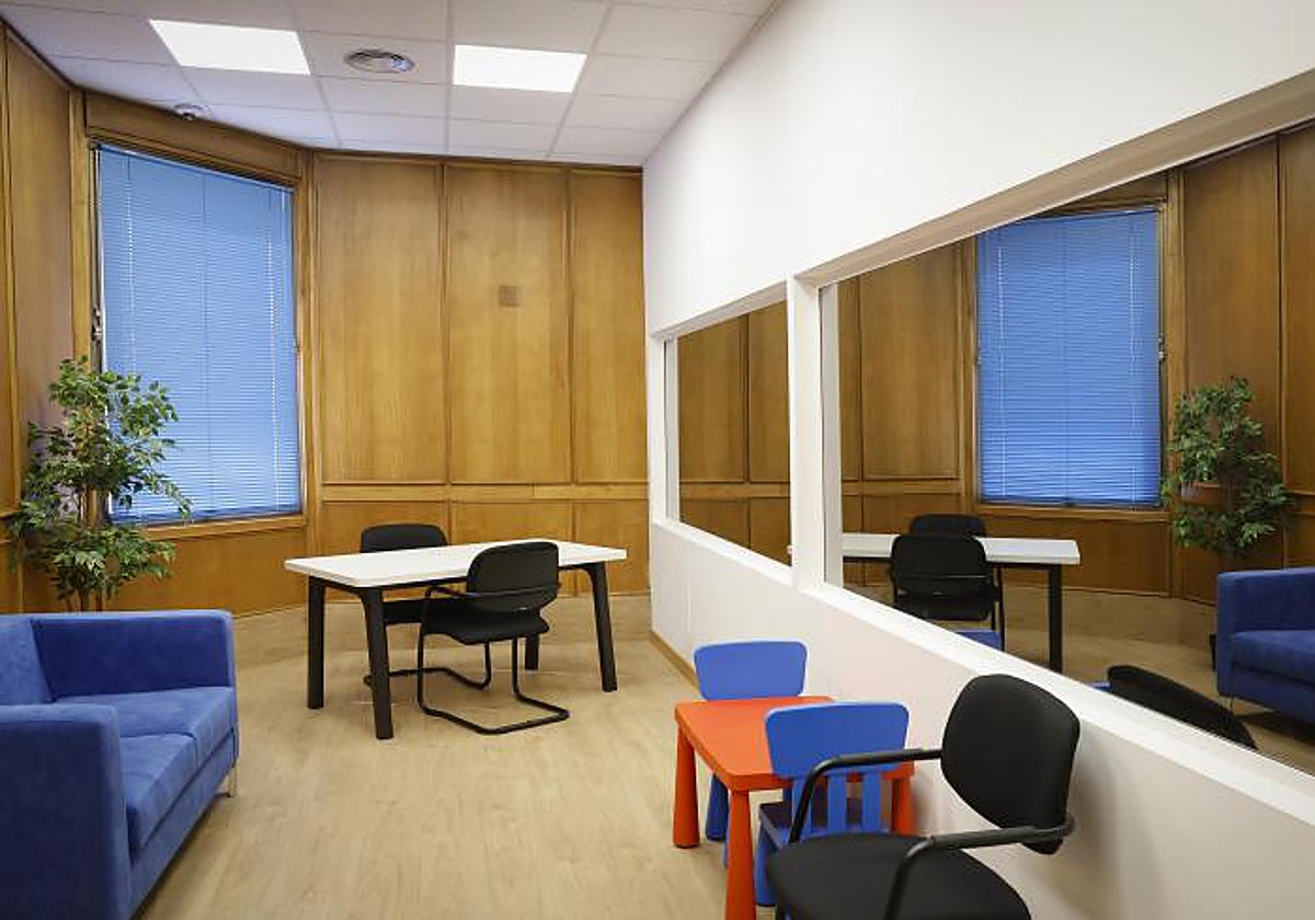 Imagen de una cámara Gesell de los juzgados de Madrid