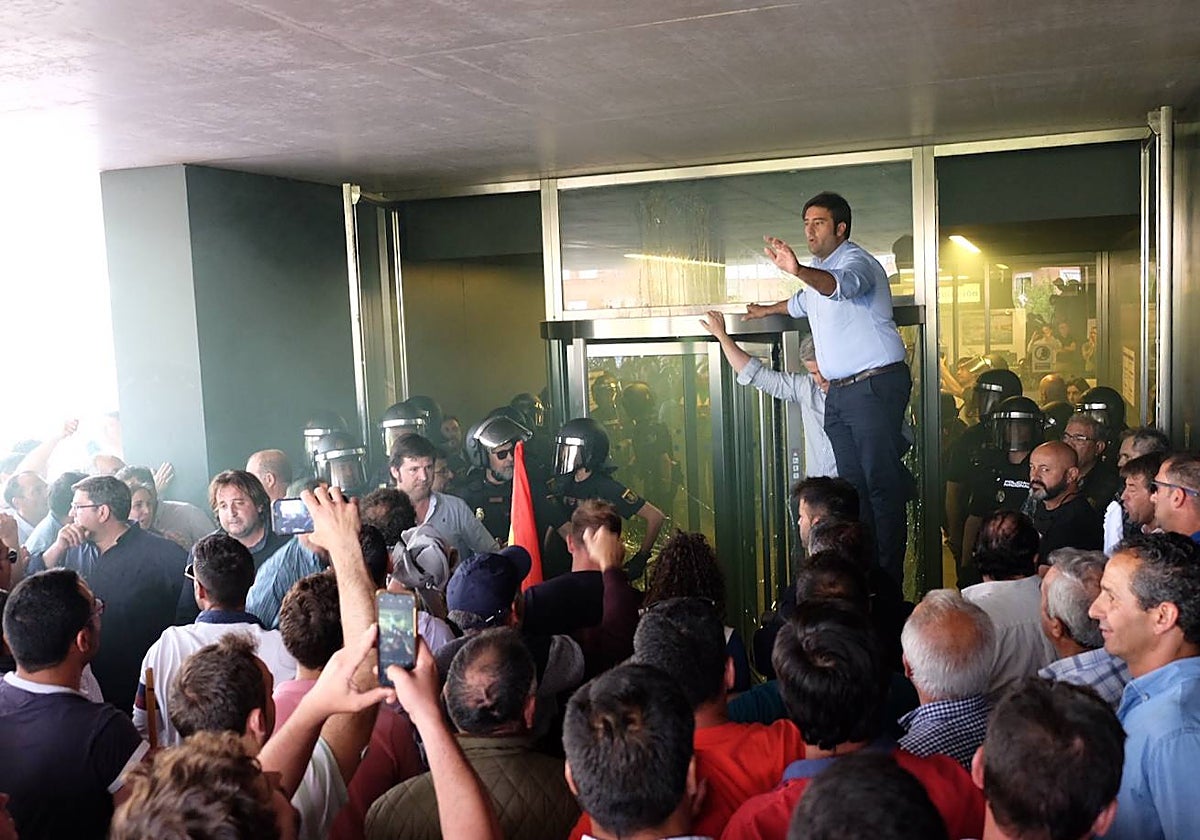 Movilización de la ganadería en Salamanca este lunes que acabó en trifulca