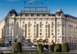 El Hotel Palace se somete a una reforma integral para competir en la batalla del gran lujo en Madrid