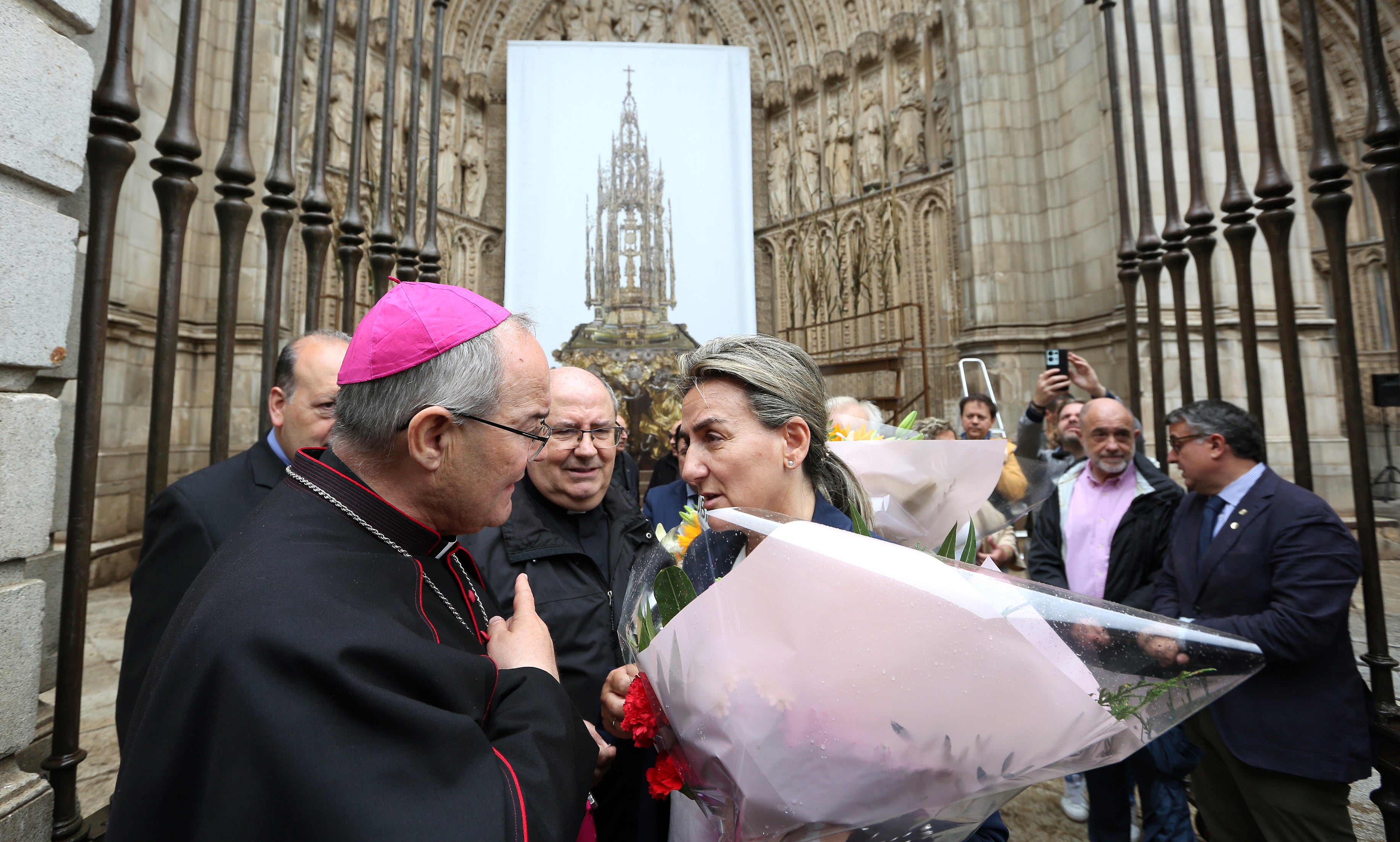 Todas las imágenes de la Ofrenda Floral del lluvioso Corpus toledano