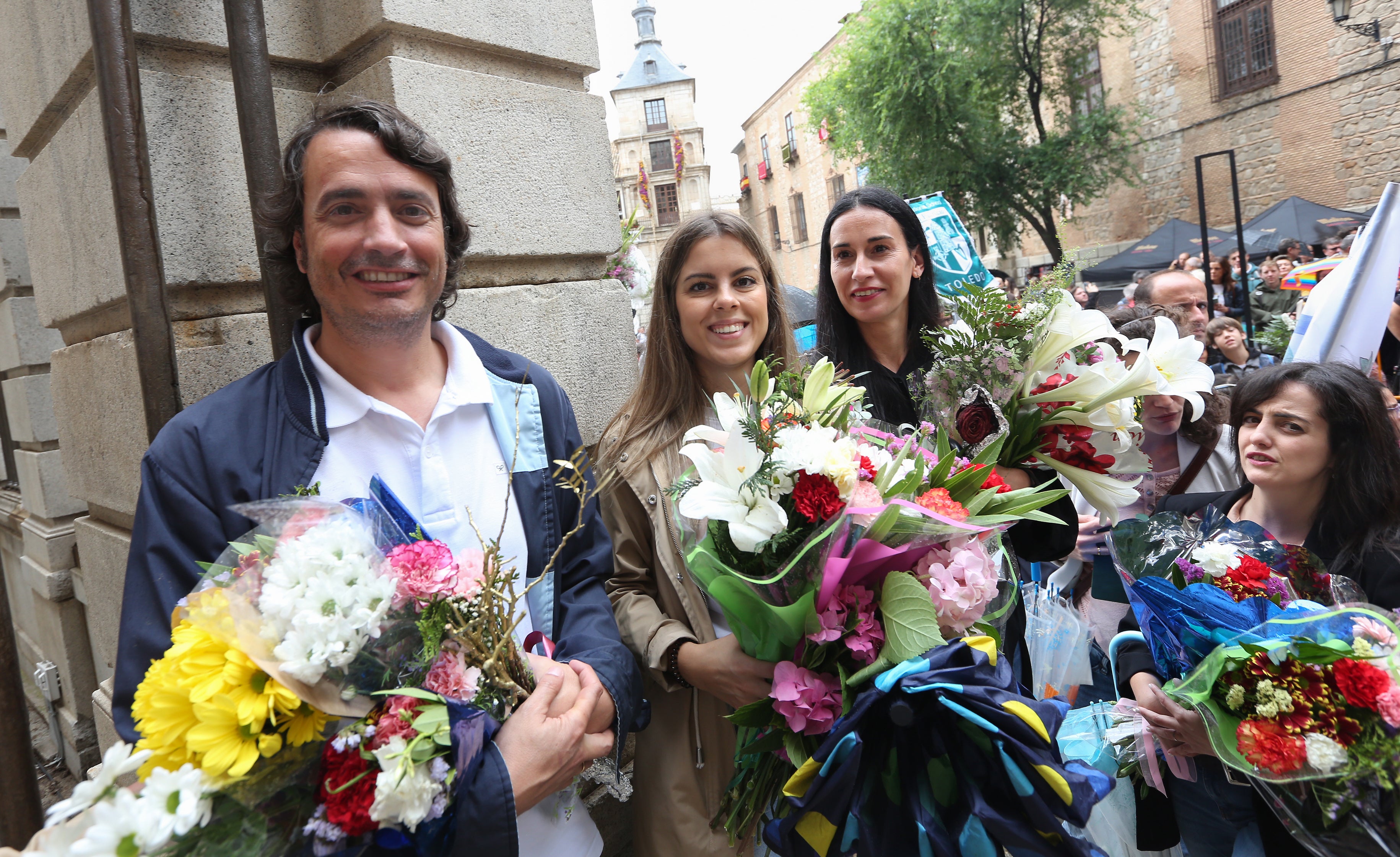 Todas las imágenes de la Ofrenda Floral del lluvioso Corpus toledano