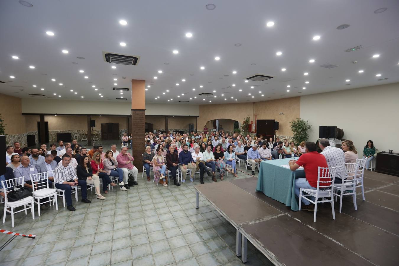 Fotos: El ambiente en el PSOE de Córdoba para aprobar las listas al 23J