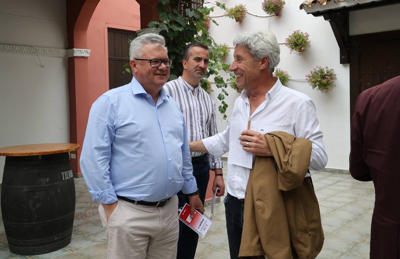 Fotos: El ambiente en el PSOE de Córdoba para aprobar las listas al 23J