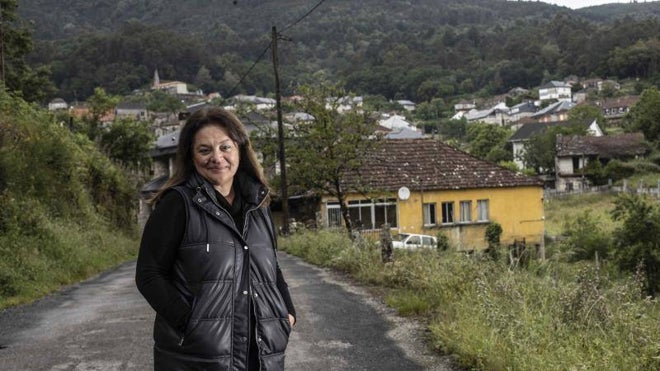 Avión es un municipio extenso pero poco poblado, entre montañas, en la comarca del Ribeiro
