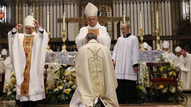 Un momento de la ceremonia de ordenación