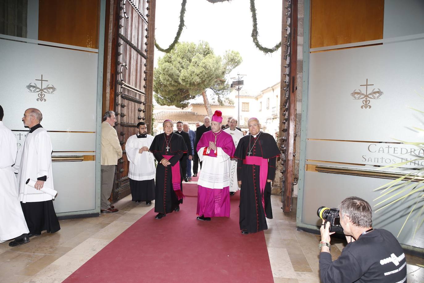 La ordenación y toma de posesión de Antonio Prieto como obispo de Alcalá de Henares, en imágenes