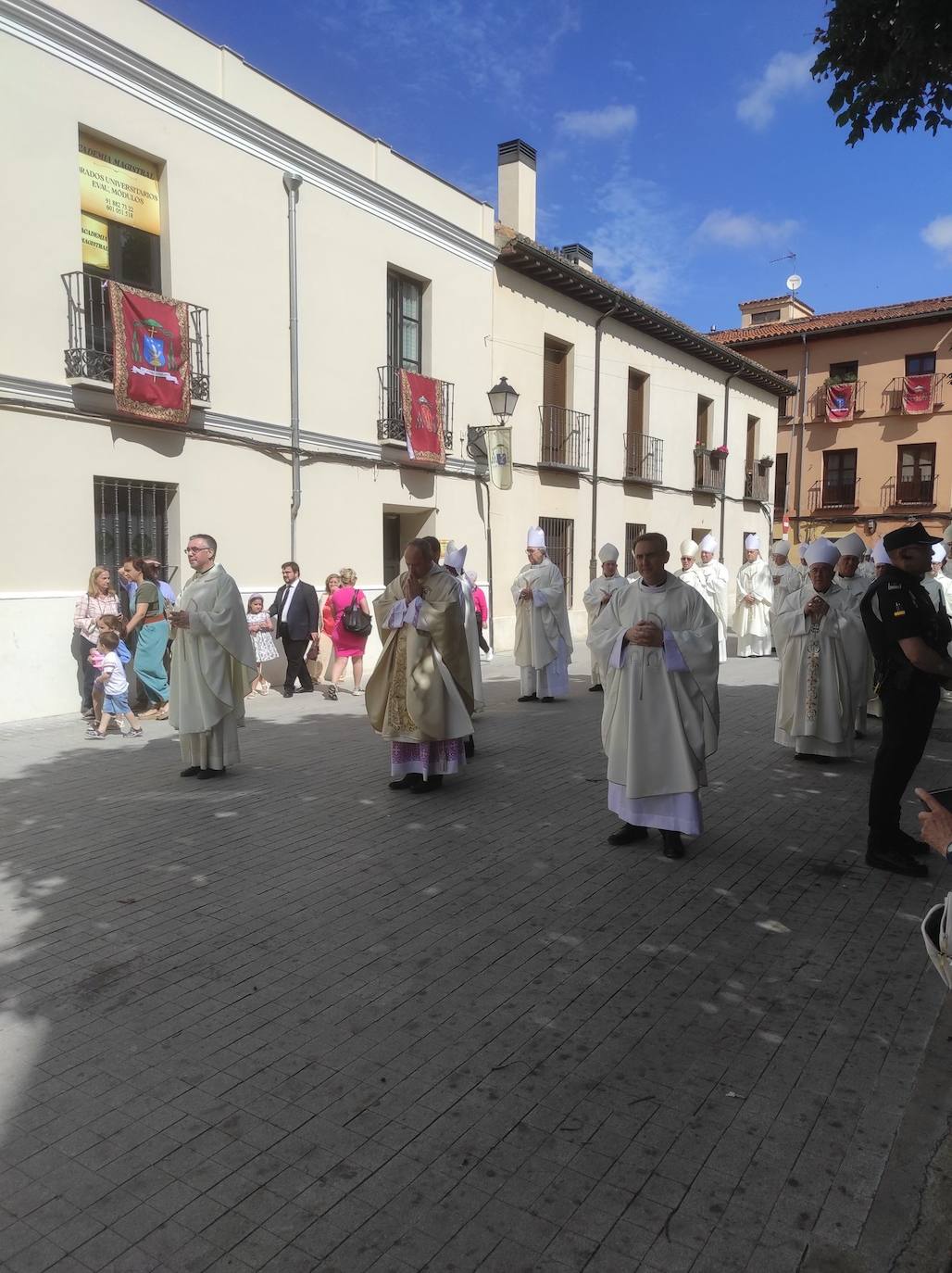 La ordenación y toma de posesión de Antonio Prieto como obispo de Alcalá de Henares, en imágenes