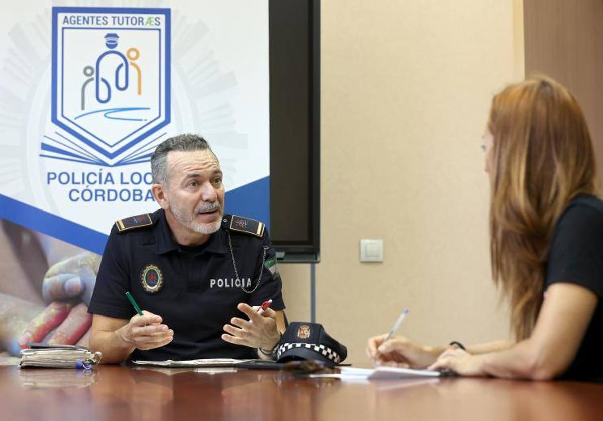 Juan Jesús Alcántara, oficial coordinador de la Unidad de Agentes Tutores de la Policía Local de Córdoba