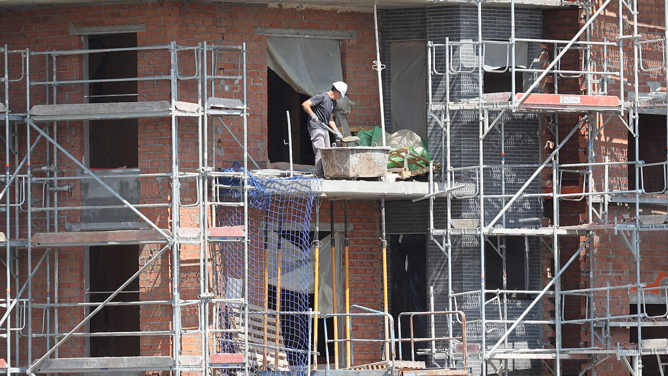 Fotos: El empuje de nuevas viviendas sigue, pese a la caída de la compraventa