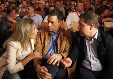 Indignación en el PSOE por el 'dedazo' de Sánchez con Tolón: «Fue una jugada a espaldas de la militancia de Toledo»