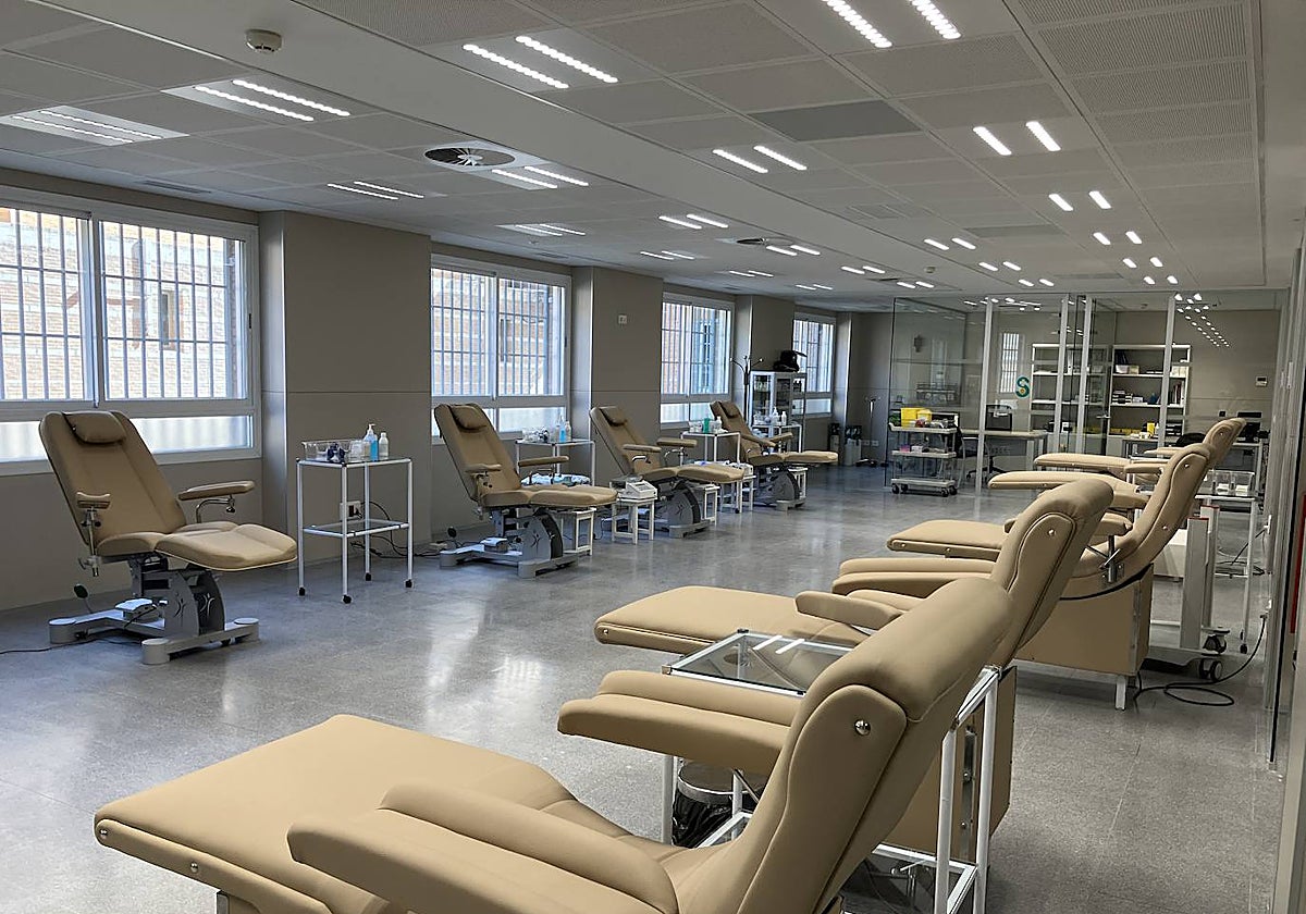 Nueva sala de extracciones en el Centro Regional de Transfusión
