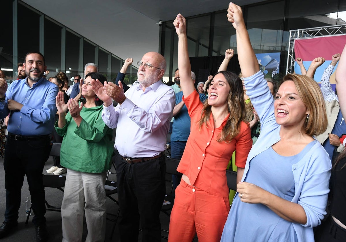 La ministra Irene Montero en un acto electoral con la consejera canaria de Derechos Sociales, Noemí Santana