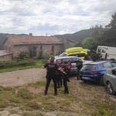 Los Mossos reducen al hombre atrincherado en una masía de Gerona tras disparar con perdigones a su propietario